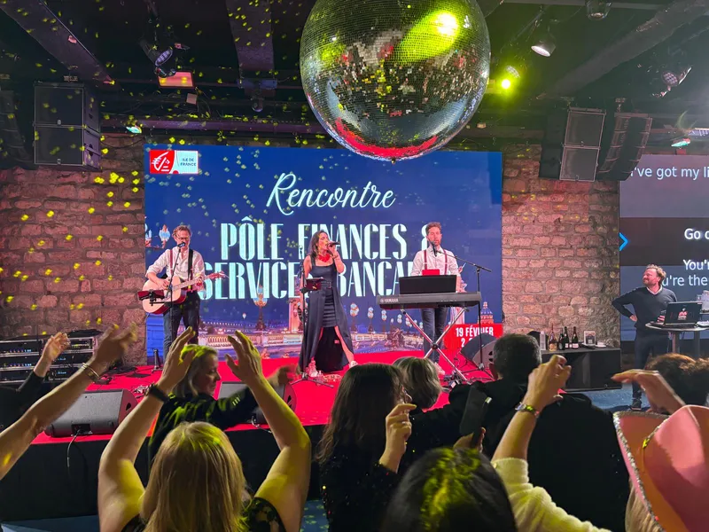 Public en feu, soirée Île-de-France