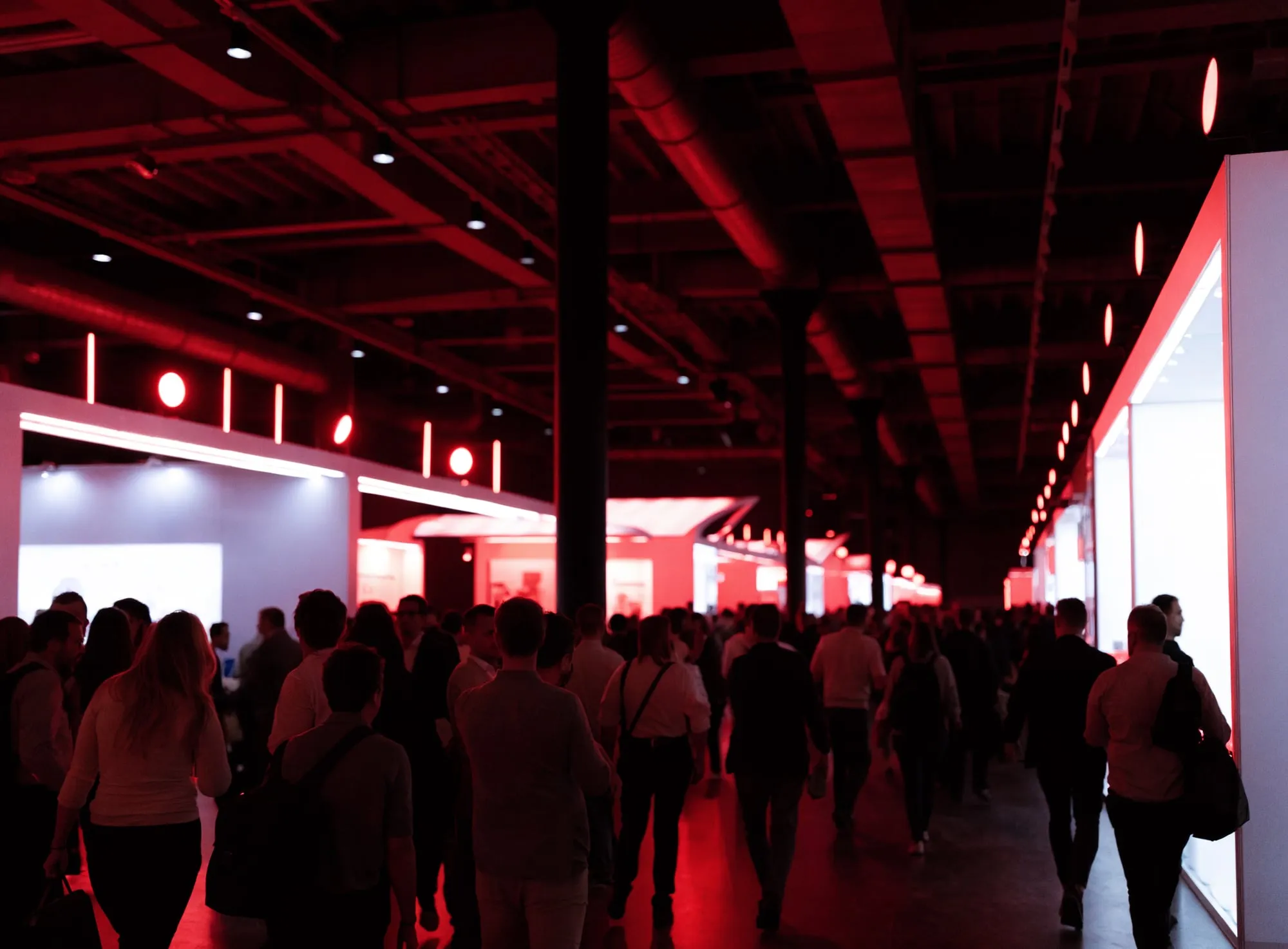 Salon professionnel — parcours interactif et photobooth IA sur stand